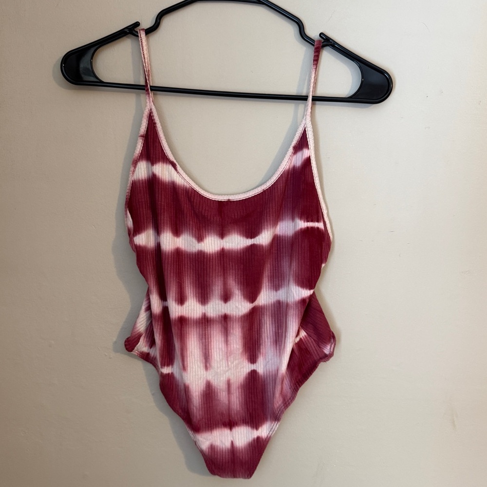 La Hearts Burgundy and White Tie-Dye Bodysuit